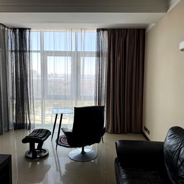 Дарницький бульв., 8-В