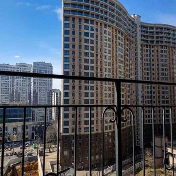 Генуезька вул., 1/1