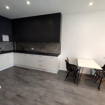 Олегівська вул., 3