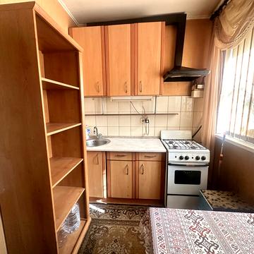 Нижньоюрківська вул., 4