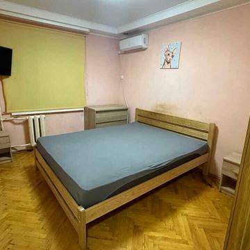 Івана Миколайчука вул. (Серафимовича), 15