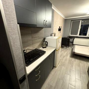 Садова вул., 27