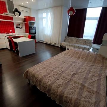 Перлинна вул., 4