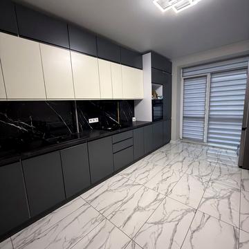 Олександра Довженка вул., 33