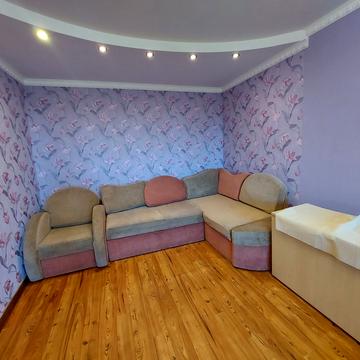 Небесної Сотні просп. (Маршала Жукова), 51