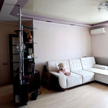 Академіка Курчатова просп., 12