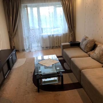 Мінеральна вул., 18