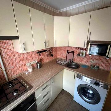 Миколи Василенка вул., 23-Б