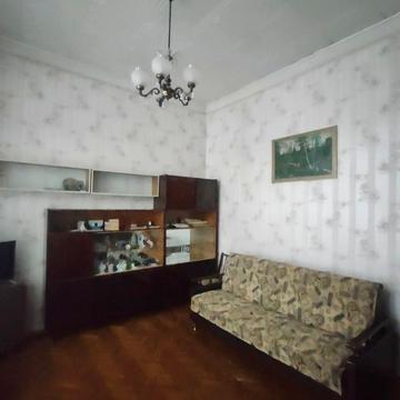 Ніжинська вул., 58