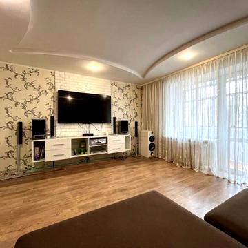 Незалежності бульв. (50 років Жовтня), 6-В