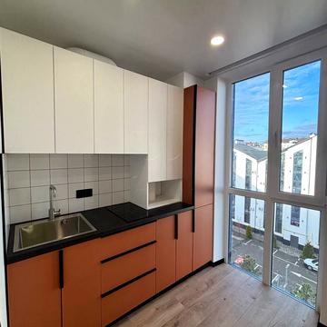 Нова Виноградна вул., 16