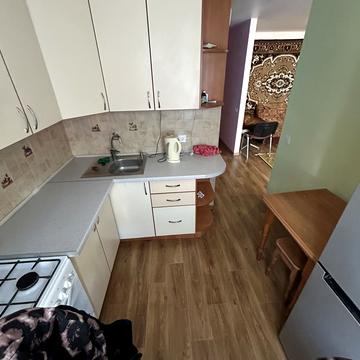 Ольжича вул., 17