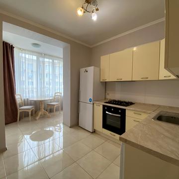 Житня вул., 26