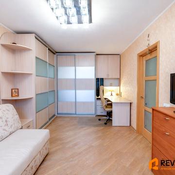 Романа Шухевича просп. (Генерала Ватутіна), 26-В