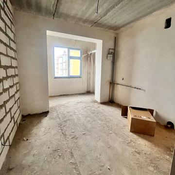 Степана Бандери вул., (Будинок 7)