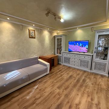 Віктора Чукаріна вул., 14