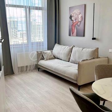 Богдана Хмельницького вул., 58-А