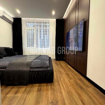 Академіка Заболотного вул., 148-В