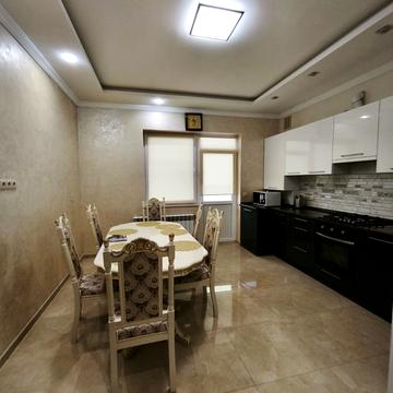 Августина Волошина вул., 3