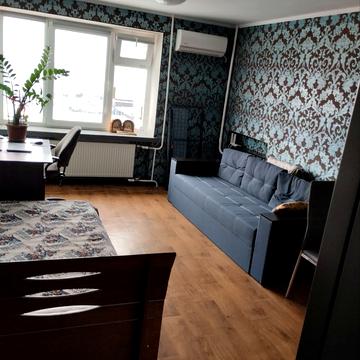 Сумгаїтська вул., 21