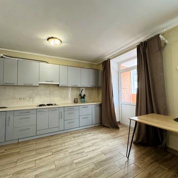 Університетська вул., 2/1 к3