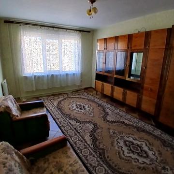 Металургів просп., 22