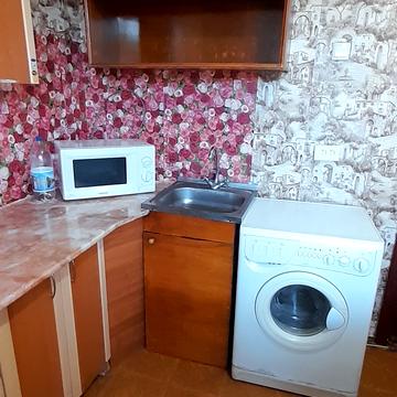 Ялтинська вул., 15