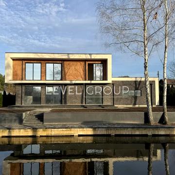 Лугова вул.