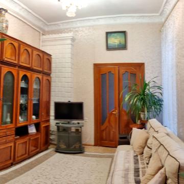 Гімназична вул., 30