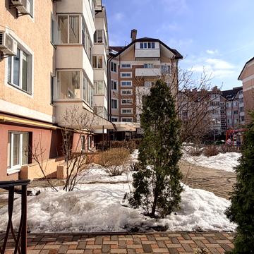 Михайла Матюшенка вул., 16-Б