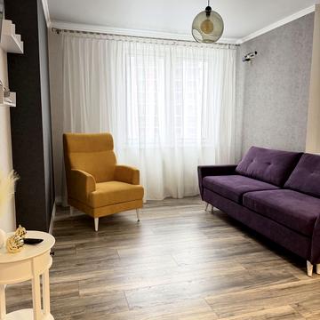 Академіка Глушкова просп., 9-Д