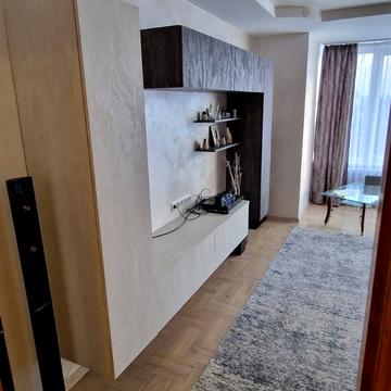 Європейська вул., 31