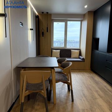 Князя Володимира вул., (Будинок 2)