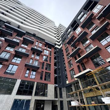 Соняшникова вул., (Будинок)