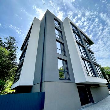 Коцюбинського вул., 36