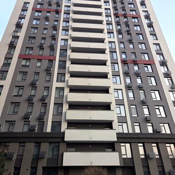 Любомира Гузара просп. (Космонавта Комарова), 13