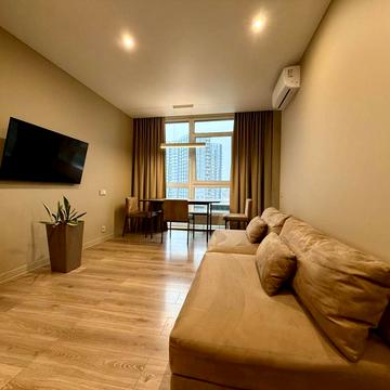 Джона Маккейна вул. (Івана Кудрі), 3-А