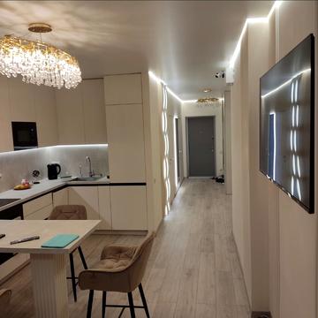 Причальна вул., 14