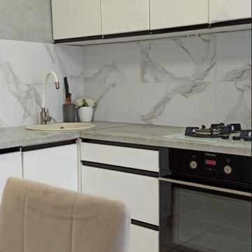 Балківська вул., 193