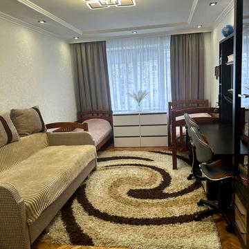 Декабристів вул., 25