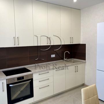 Драгоманова вул., 10