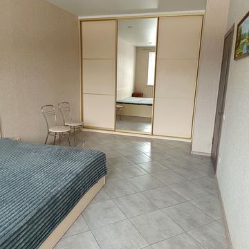 Покровська вул., 40-Б