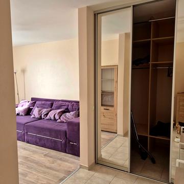 Юрія Поправки вул. (Миколи Лебедєва), 14