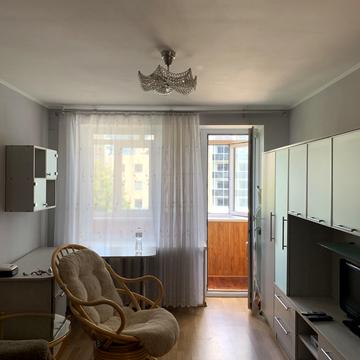 Шовковична вул., 48