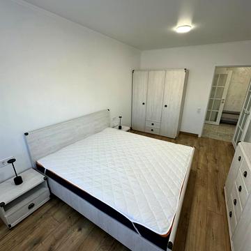 Карла Мікльоша вул., 19