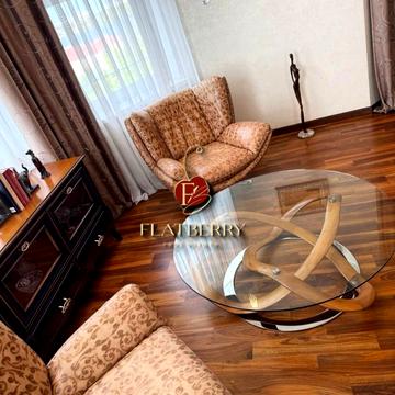 Григорія Сковороди вул., 3