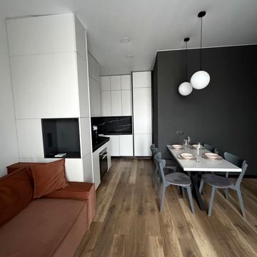 Бульварно-Кудрявська вул. (Воровського), 17