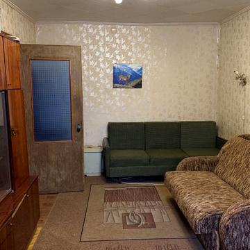 Дванадцятого Квітня вул., 7