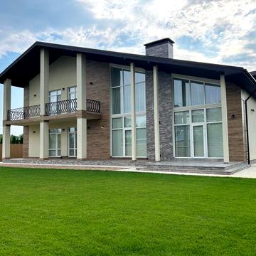 Виноградна, 21