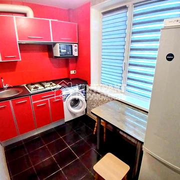 Академіка Павлова вул., 132